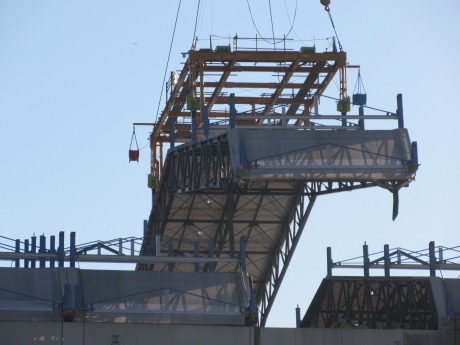 Fukushima Daiichi 1 cover removal 460 (Tepco)